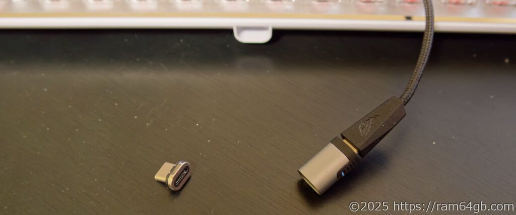 USB-C 端子 窪み形状例